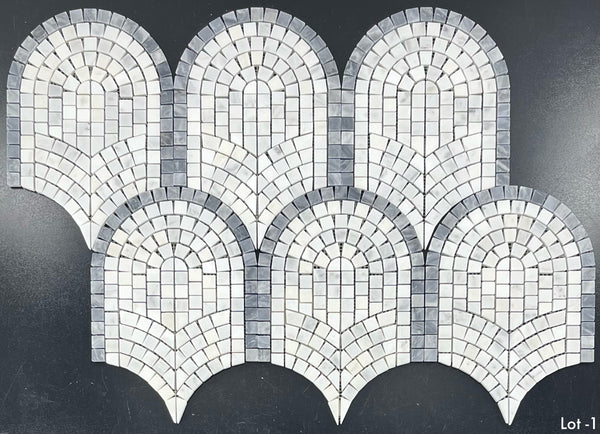 Mosaico blanco perla y Bardiglio Nuvolato Curvosa pulido