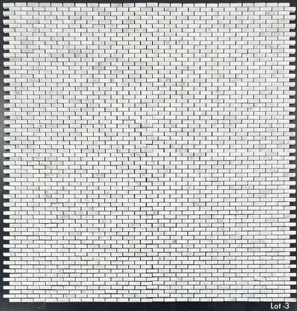 Mosaico de microladrillos Bianco Carrara pulido