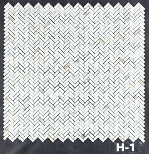 Mosaico de microespiga de oro Calacatta pulido