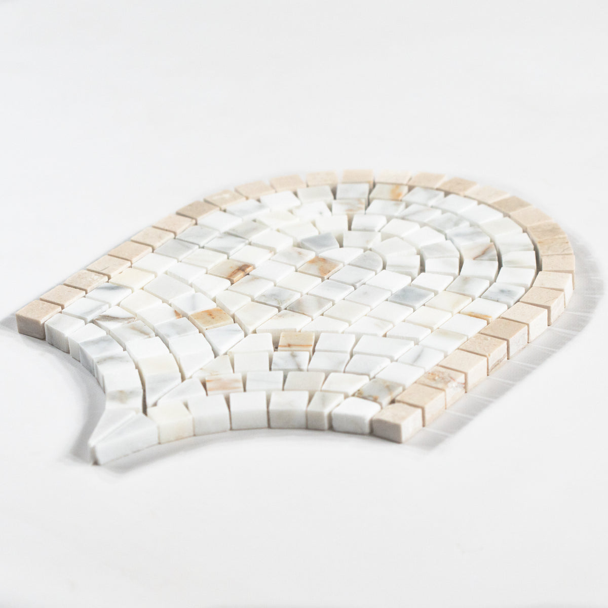 mamonica ゴールド　マモニカ Calacatta Gold & Crema Marfil Curvosa Mosaic Honed – Elon