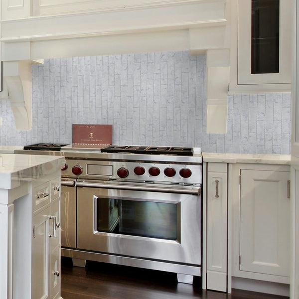 Bianco Carrara 2" x 8" Pulido