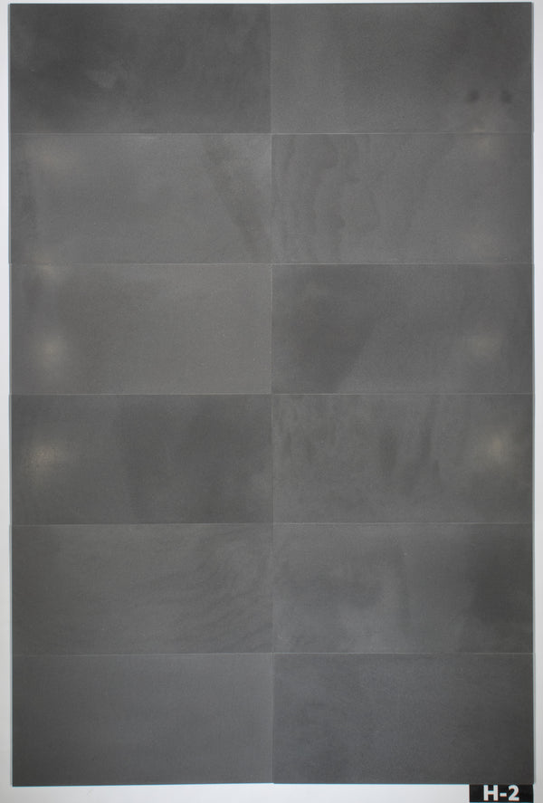Basalto gris 12" x 24" pulido