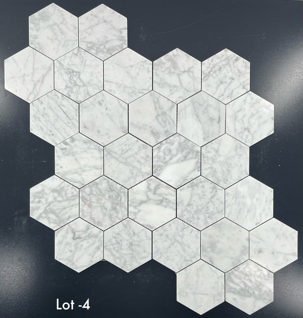 Mosaico hexagonal Bianco Carrara de 5" pulido