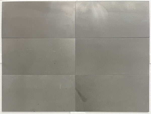Basalto gris 12" x 24" pulido