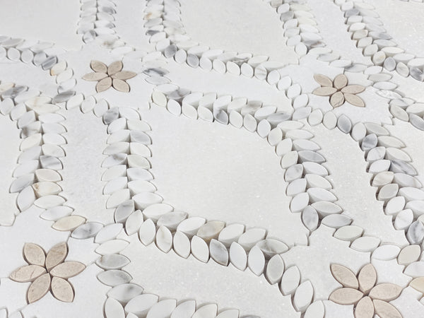 Calacatta Gold Tulip con Crema Marfil Waterjet Pulido