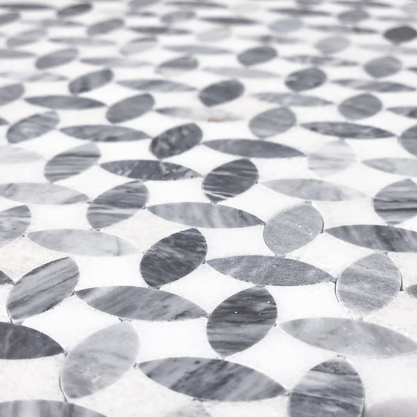White Thassos & Bardiglio Nuvolato Twilight Mosaic Honed