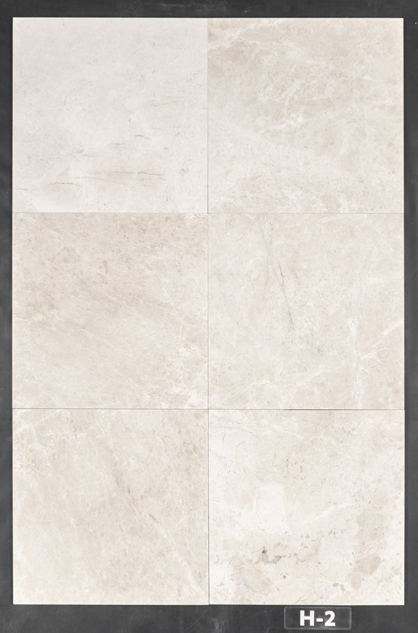 Vanilla Royale 18" x 18" Honed