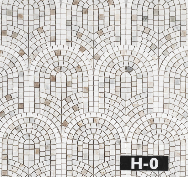 Mosaico Bianco Oro y Blanco Thassos Curvosa pulido