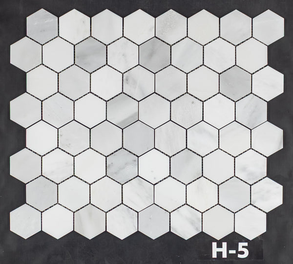 Mosaico hexagonal blanco perla de 3" pulido