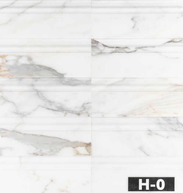 Moldura con base de oro Calacatta perfeccionada