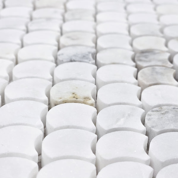 Bianco Oro Fan Mosaic Honed