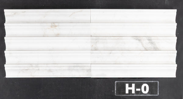 Moldura Capital Bianco Oro Pulida