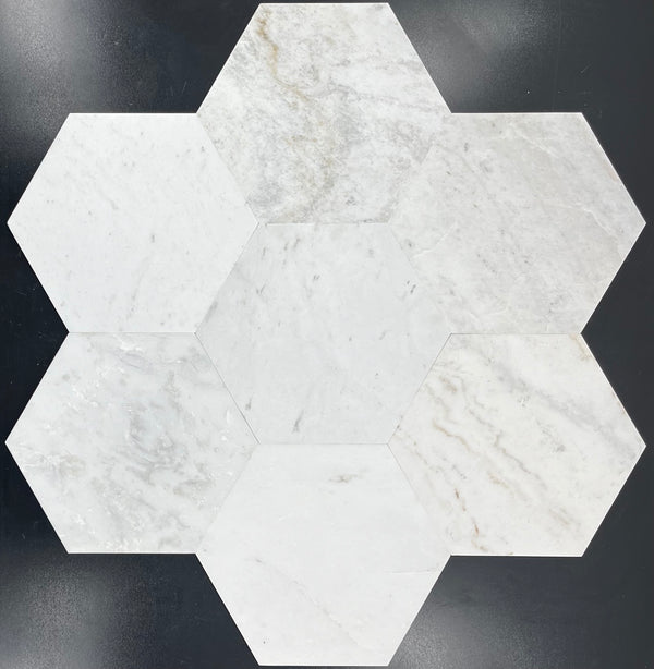 Bianco Oro 10 1/2" Hexágono Pulido