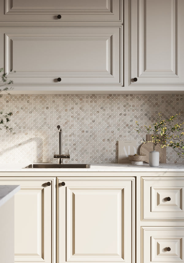 Bianco Oro Clover Mosaic Honed