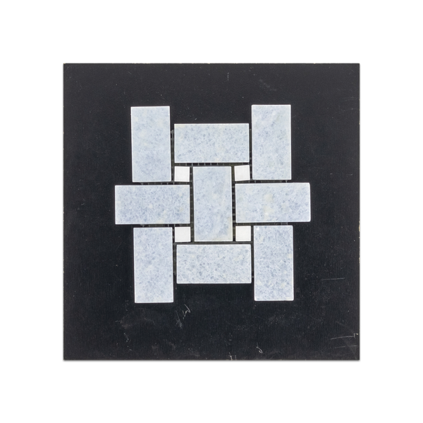 S37 - Tejido de cesta azul celeste con tarjeta de muestra pulida con mosaico de puntos Thassos blanco de 3/8"