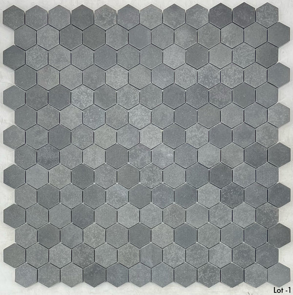 Mosaico hexagonal de basalto gris de 2" pulido