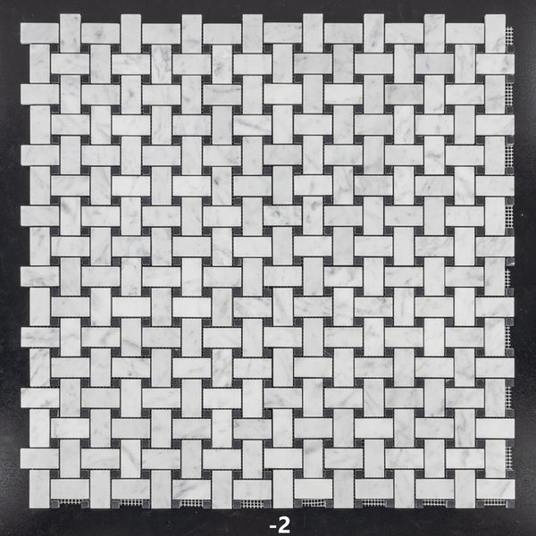 Tejido de cesta Bianco Carrara con mosaico de puntos negros de 3/8" pulido
