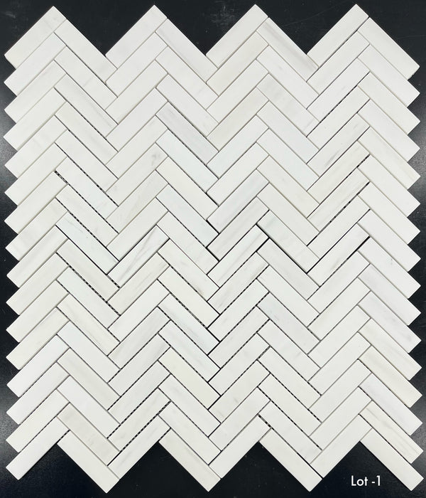 Dolomita mosaico en espiga de 1" x 4" pulido
