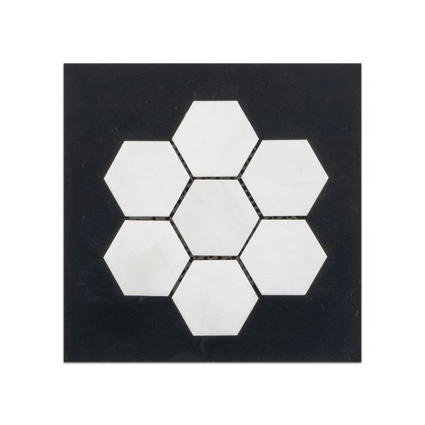 S107 - Tarjeta de muestra pulida con mosaico hexagonal de Dolomita de 2"