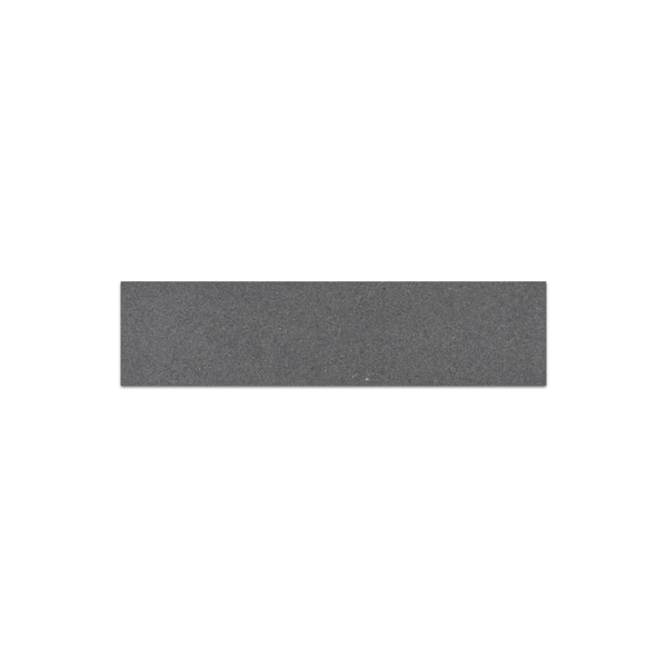 Basalto gris 2" x 8" pulido